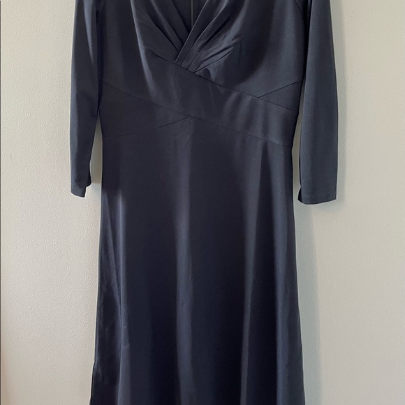 Ann Taylor Loft Black Long Sleeve Dress V Neck Size 6 Petite - Picture 3 of 7